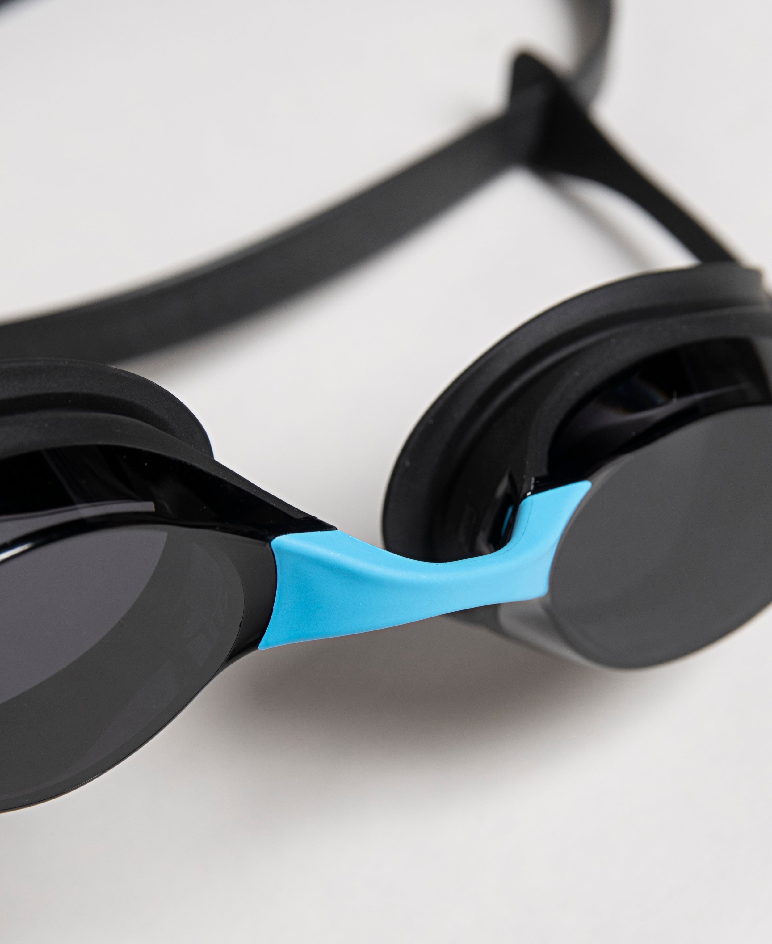 dark_smoke/black/blue