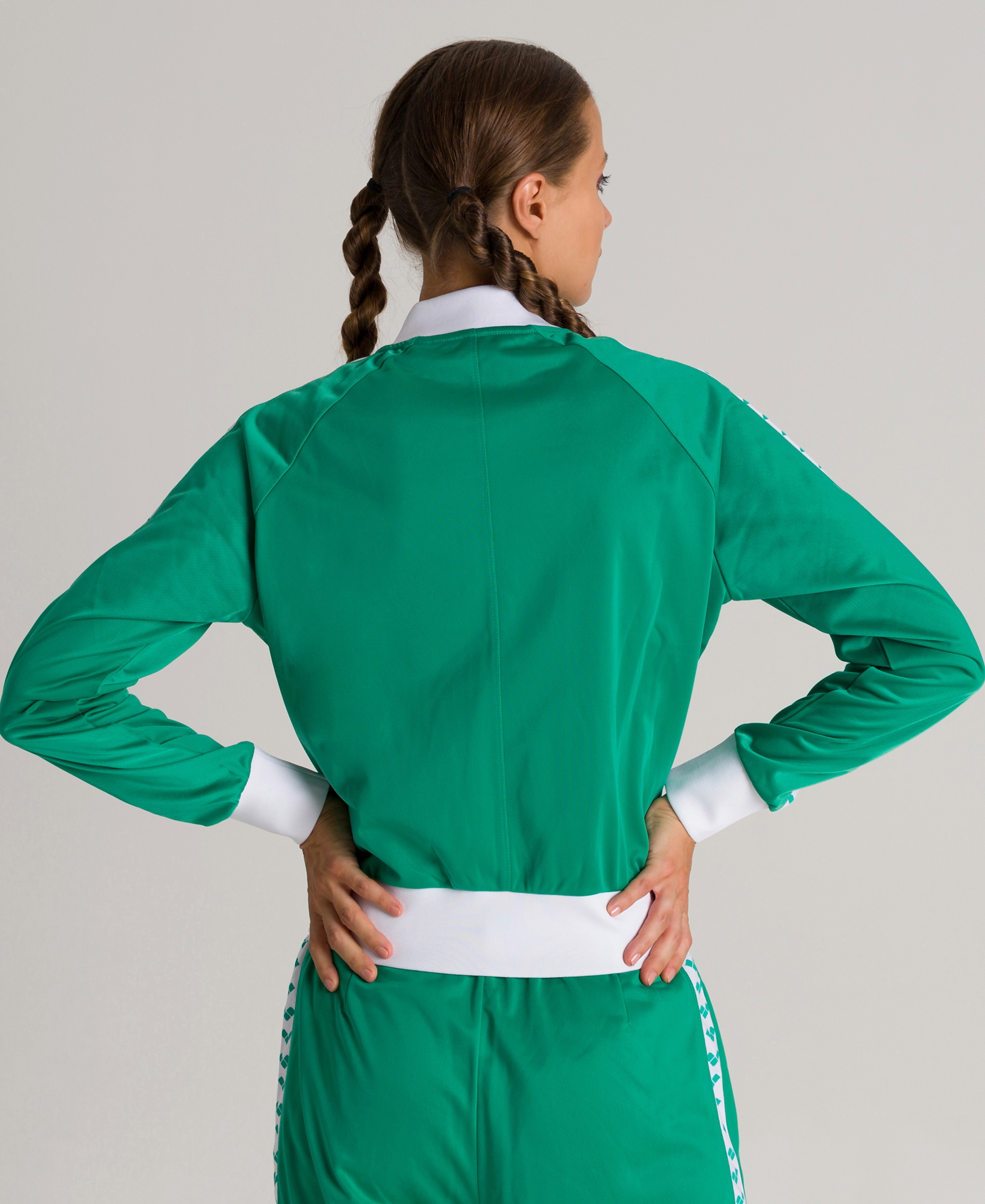 evergreen/white/evergreen