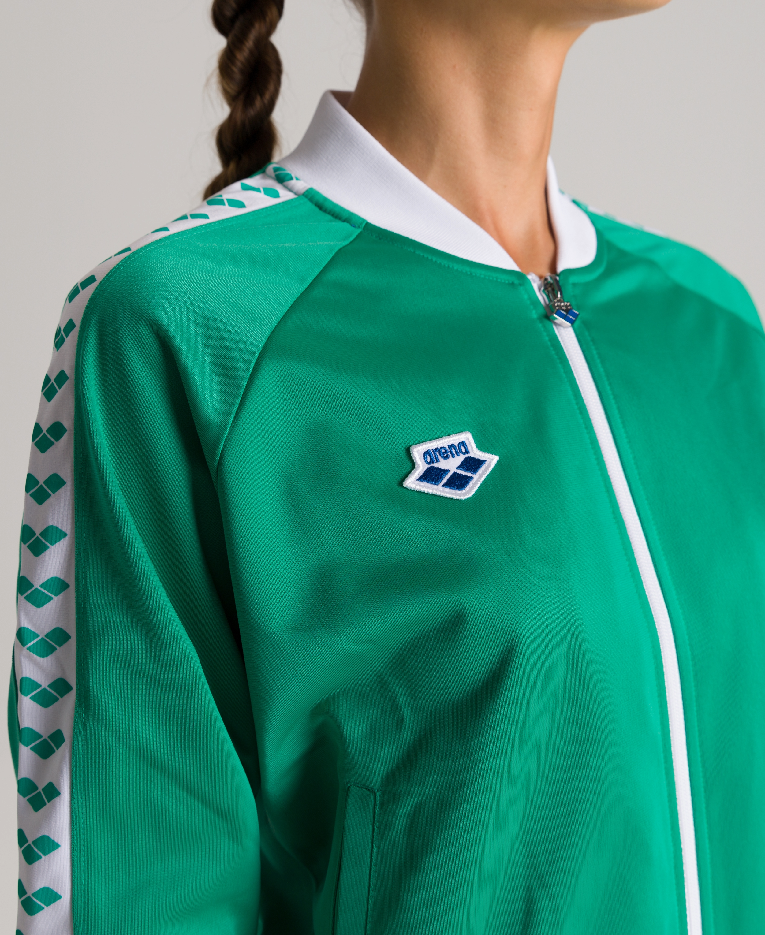 evergreen/white/evergreen