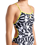 black multi/soft green